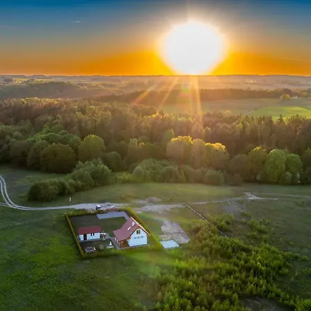 Wichrowe Wzgorze Chill House Jablonowo 펜션 Stare Miasto (Ostroda)